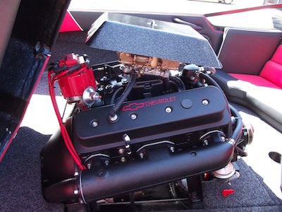 Chevy 5.7lt Standard Powerplant/Engine in recent Prestige Ultima X Skiboat project 